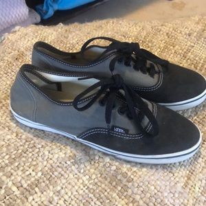 Vans off the wall dark gray and black unisex low top sneakers size 7.5 men